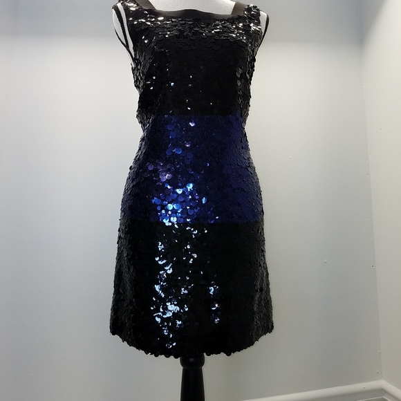 Vera Wang Dresses & Skirts - Vera wang dress sequins 100% silk